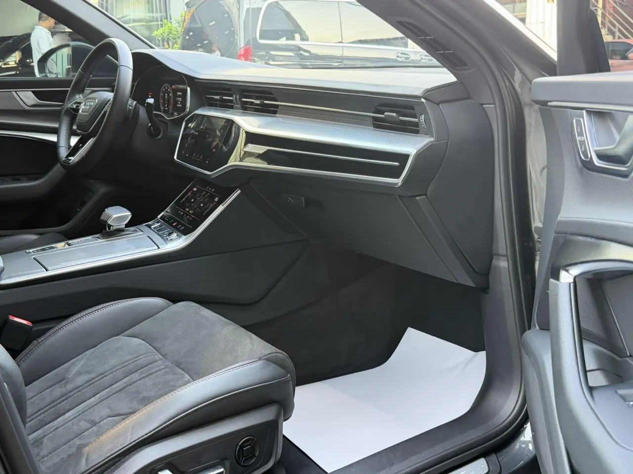 Audi 2024 A6L 2.0TFSI 45TFSI Selected Dynamic Automatic 4