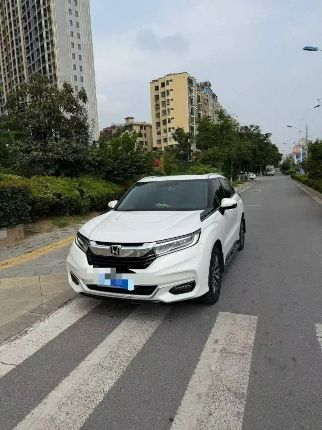 Honda 2020 crown road 2.0T 370TURBO four-wheel drive exclusive edition two-color automatic gear 2