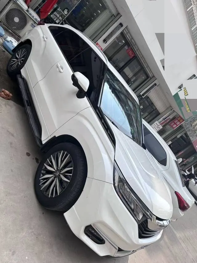 Honda 2020 crown road 2.0T 370TURBO four-wheel drive exclusive edition two-color automatic gear 3