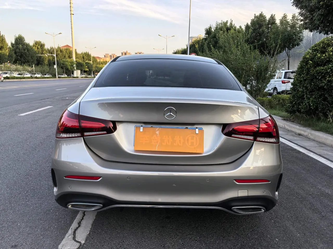 Mercedes Benz Class A 2020 A 200 L 1.3T Sports Automatic 15