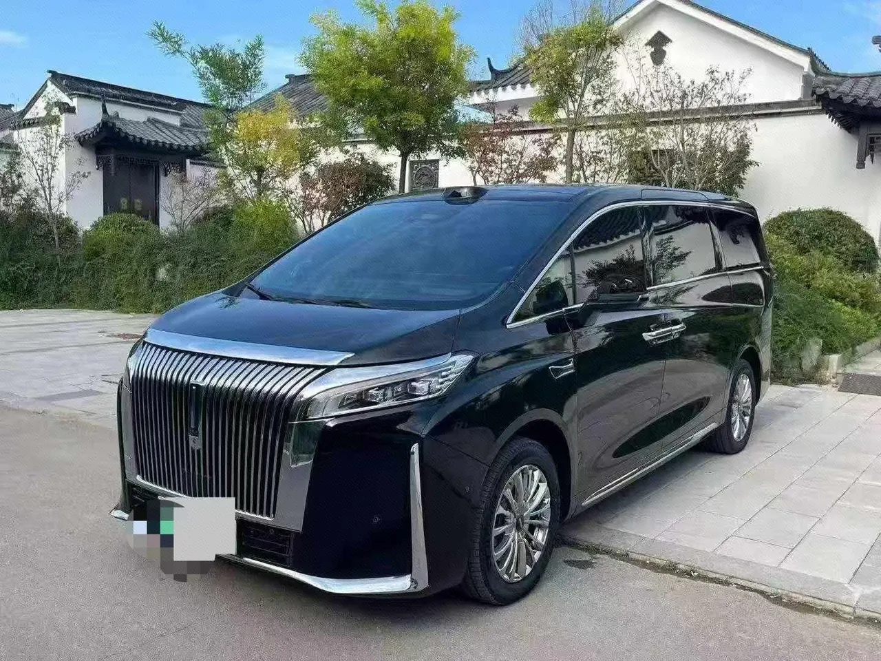Open image lightbox: WEY 2025 Mountain 7 Hi4 1.5T Four-wheel Drive Edition Automatic Gear