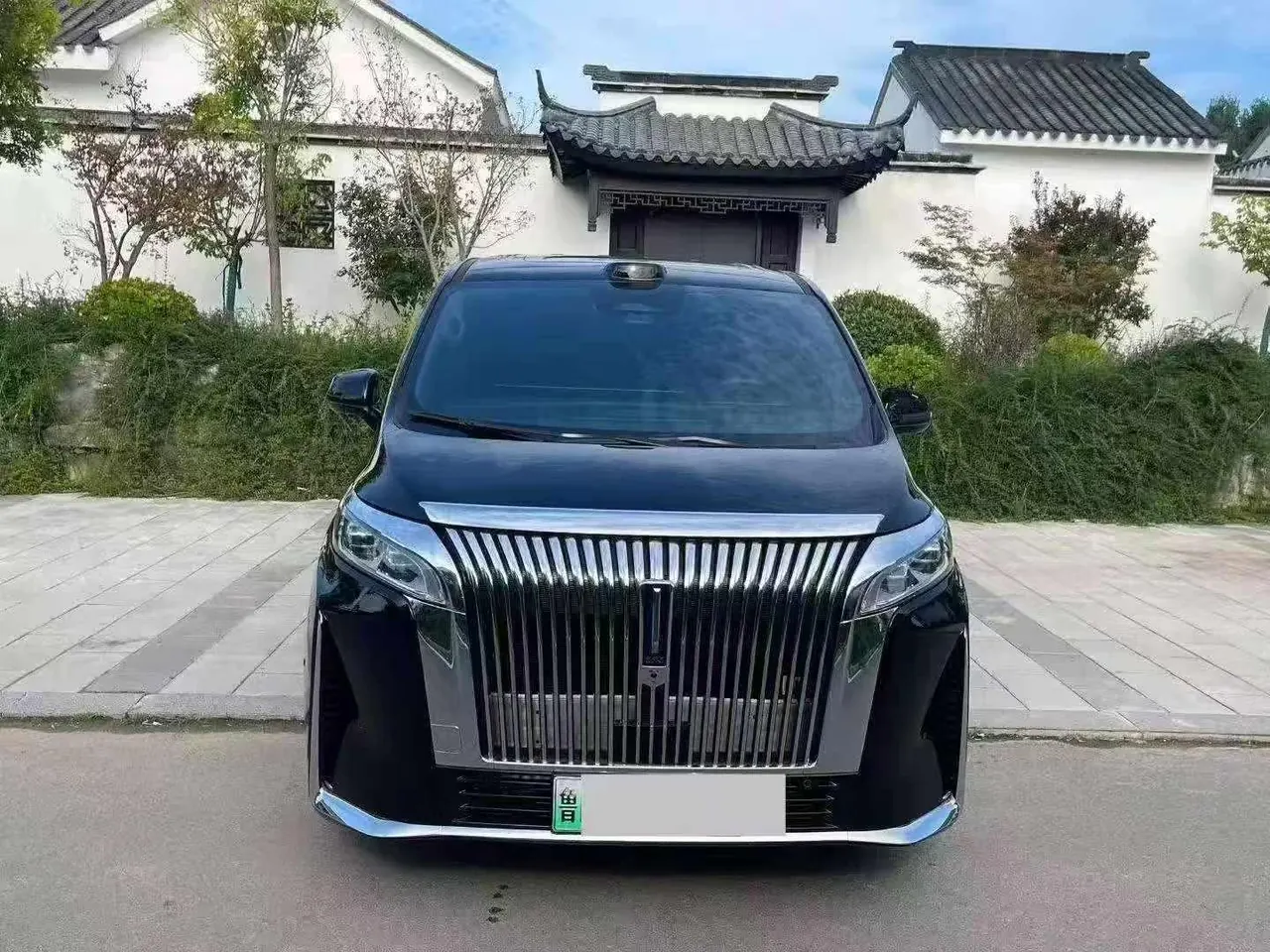 WEY 2025 Mountain 7 Hi4 1.5T Four-wheel Drive Edition Automatic Gear 2