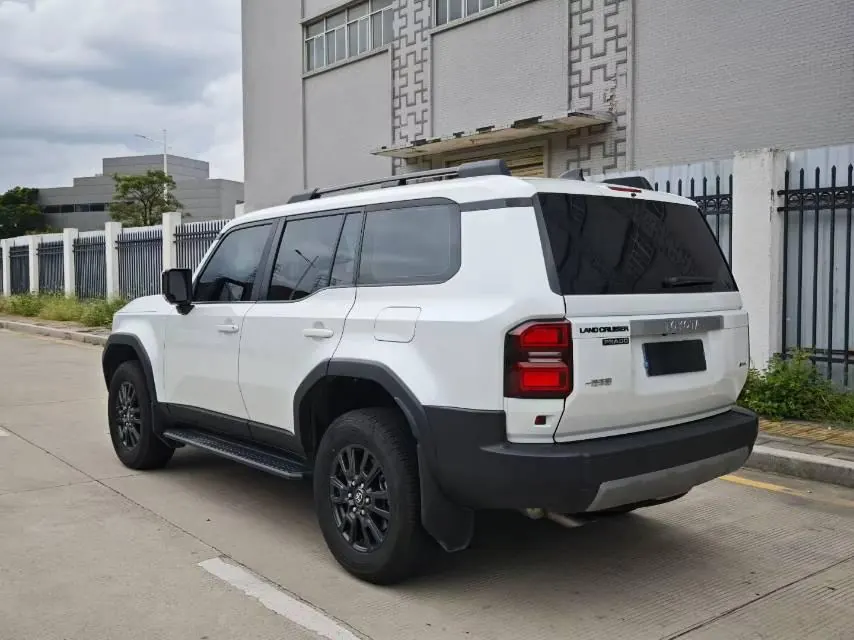 Toyota 2025 Prado HEV 2.4T all-around TX version 5-seat automatic gear 4
