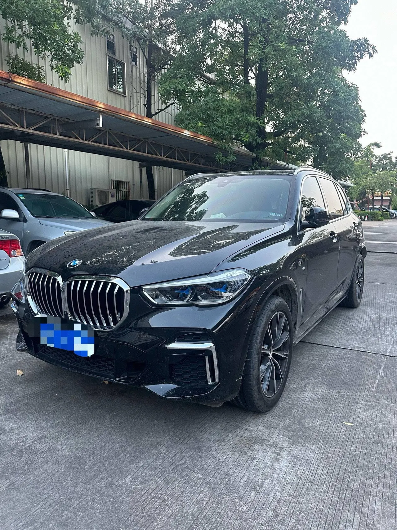 打开图片灯箱:BMW 2022 X5 xDrive30Li 2.0T Exclusive M Sports Suit (Modified) Automatic Gear