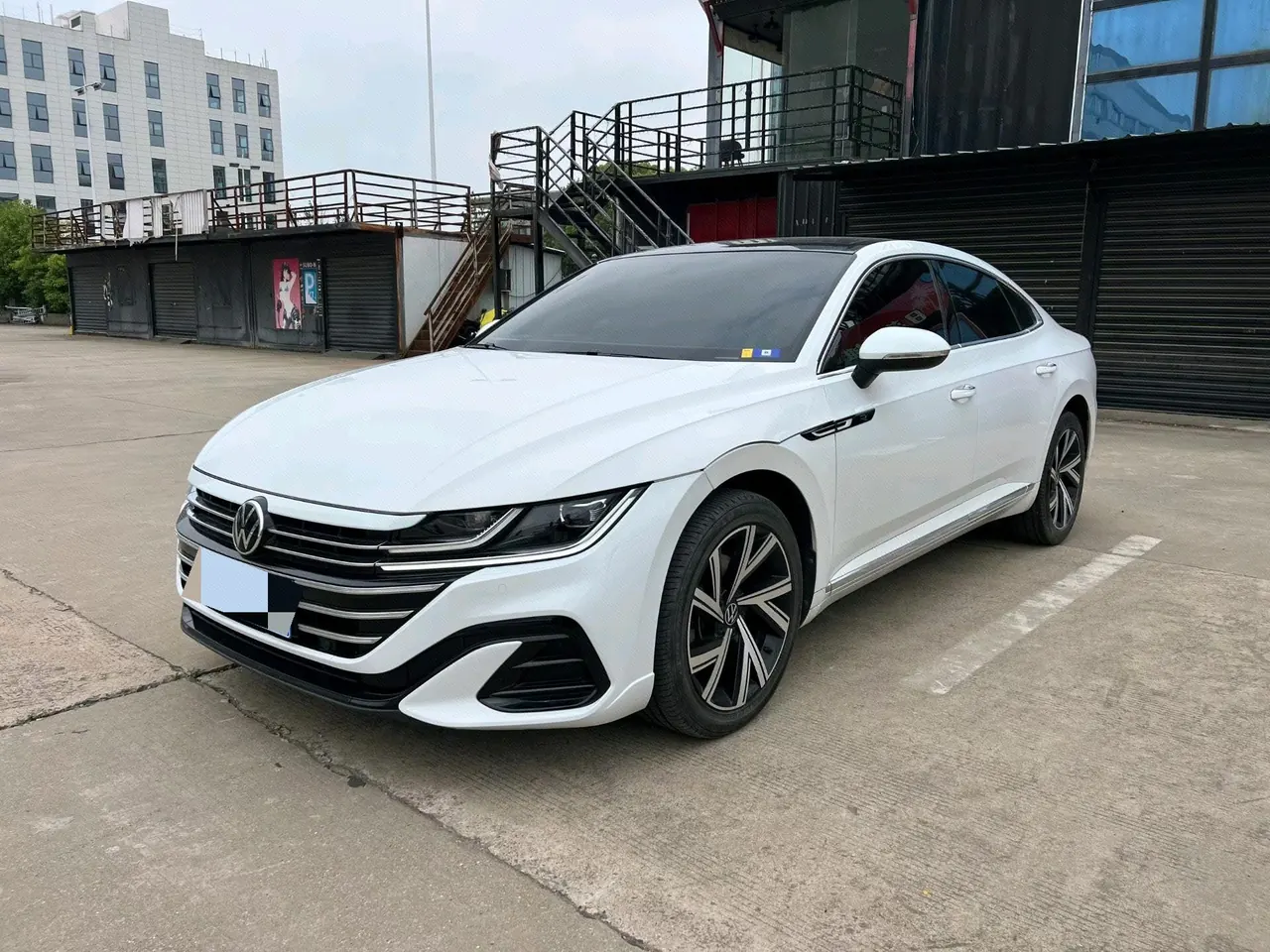 Open image lightbox: Volkswagen 2023 CC 2.0TSI 330TSI Dazzling Edition Automatic Gear