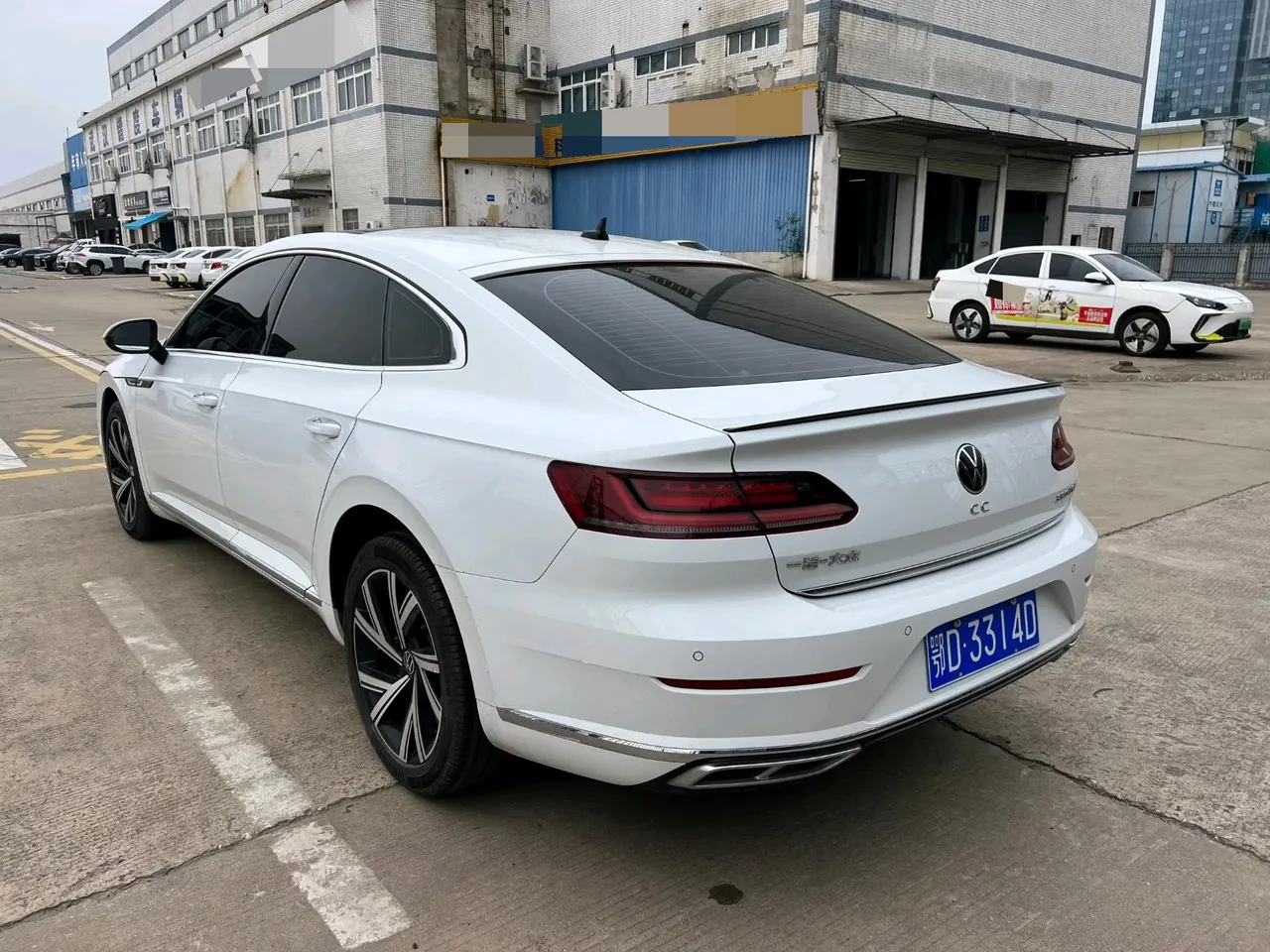 Volkswagen 2023 CC 2.0TSI 330TSI Dazzling Edition Automatic Gear 9