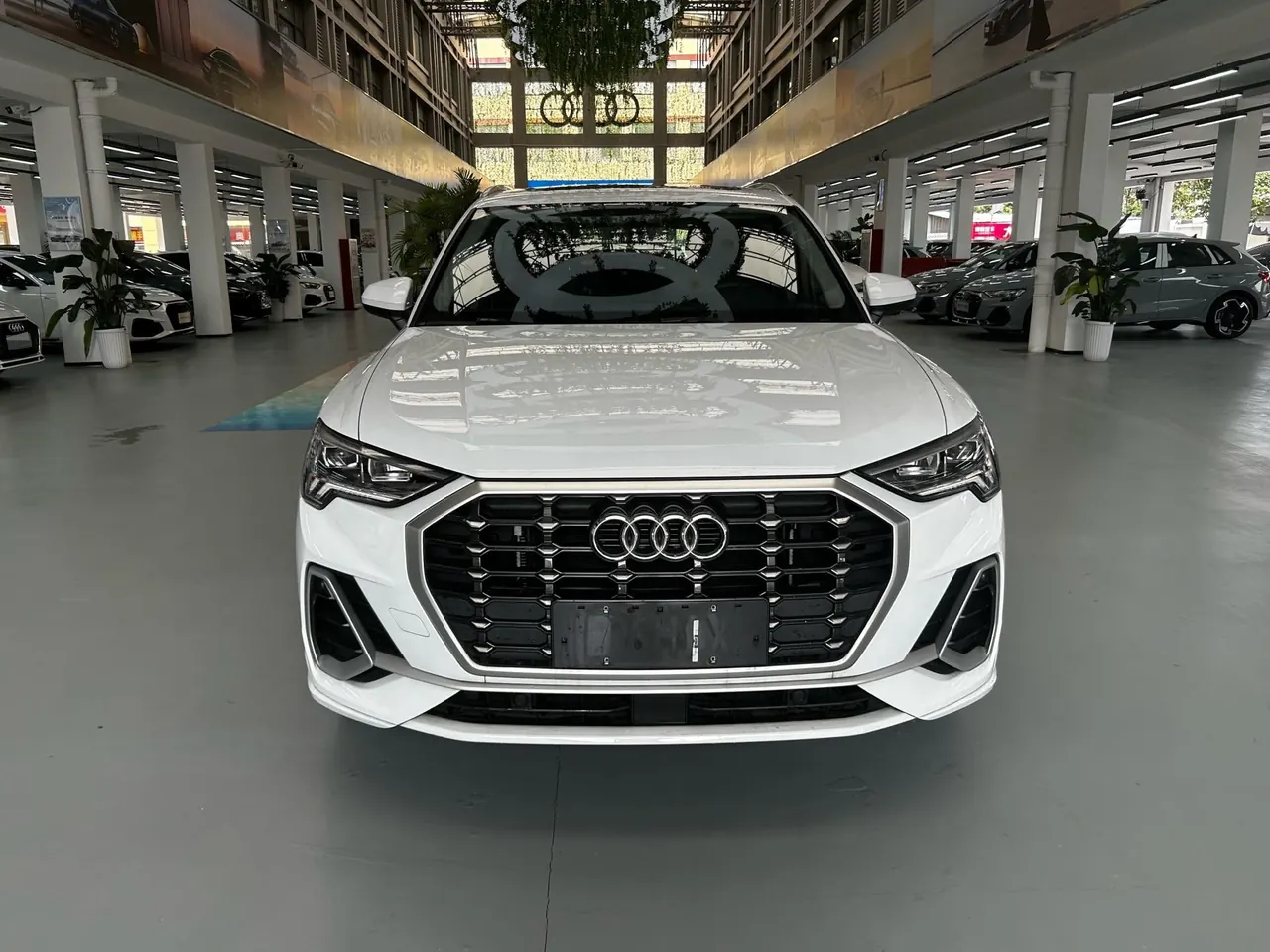 Audi 2023 Q3 1.4TFSI 35TFSI Aggressive Dynamic Automatic 12