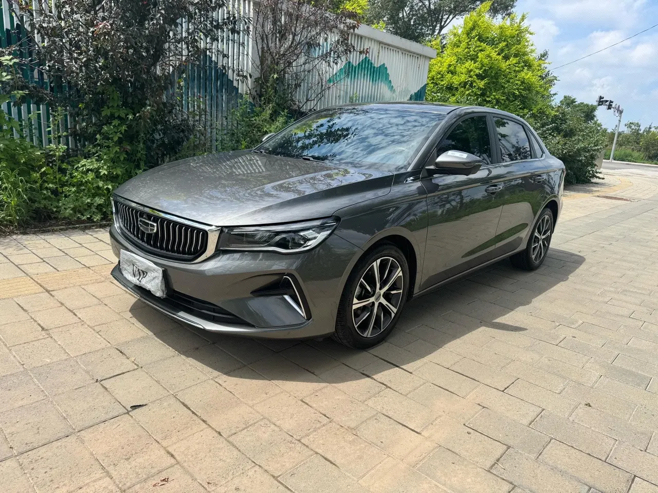Geely 2022 Emgrand L 1.4T Stepless Flagship Automatic Gear - View 1