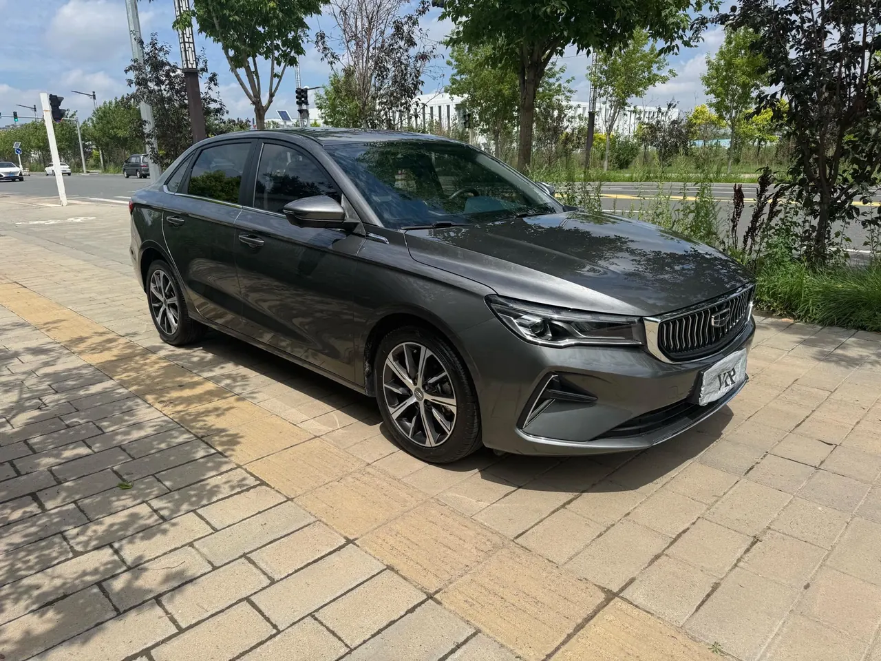 Geely 2022 Emgrand L 1.4T Stepless Flagship Automatic Gear 3