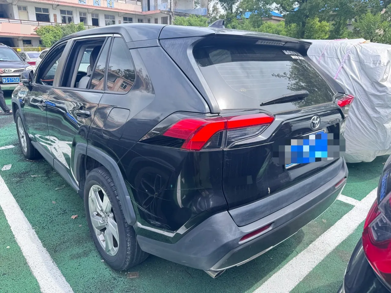 Toyota 2020 RAV4 Rongbo 2.0 Stepless Two-Drive Fashion Edition Automatic Gear 4