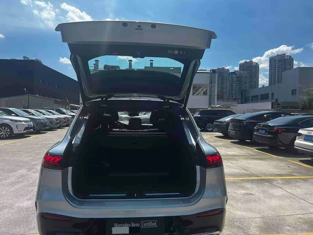 Mercedes Benz EQS SUV (Imported) 2023 EQS SUV 450 Automatic 6