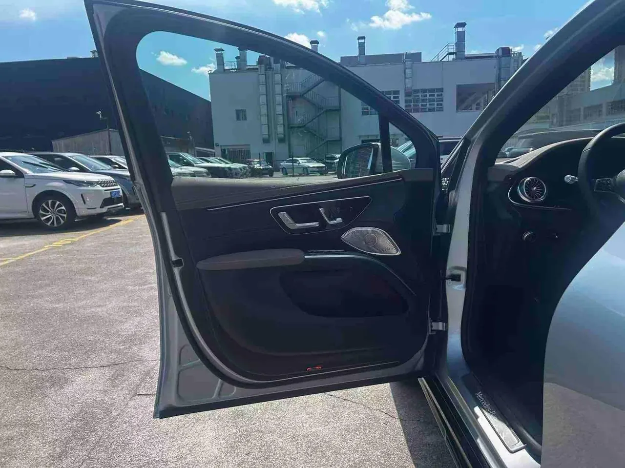 Mercedes Benz EQS SUV (Imported) 2023 EQS SUV 450 Automatic 9