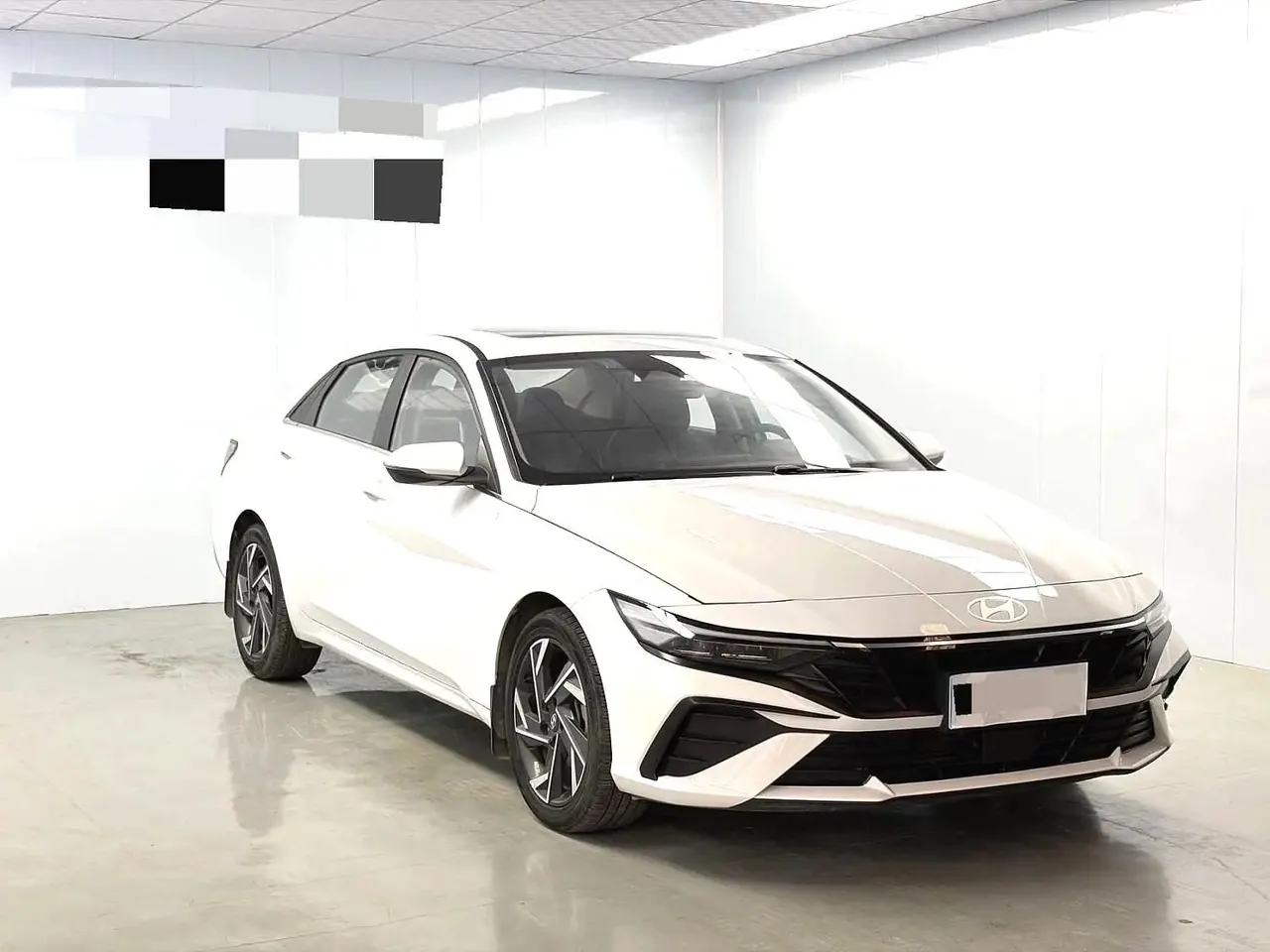 Hyundai 2023 Elantra -3-compartment 1.5 stepless LUX premium automatic gear 3