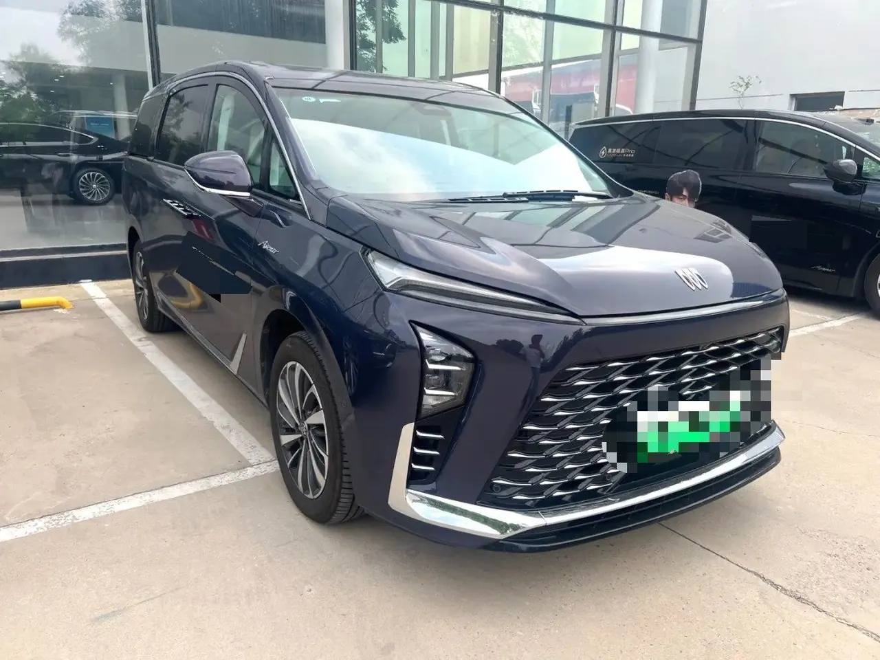 Buick 2026 GL8 Lu Zun PHEV 1.5T Luxury Edition Automatic Gear 3