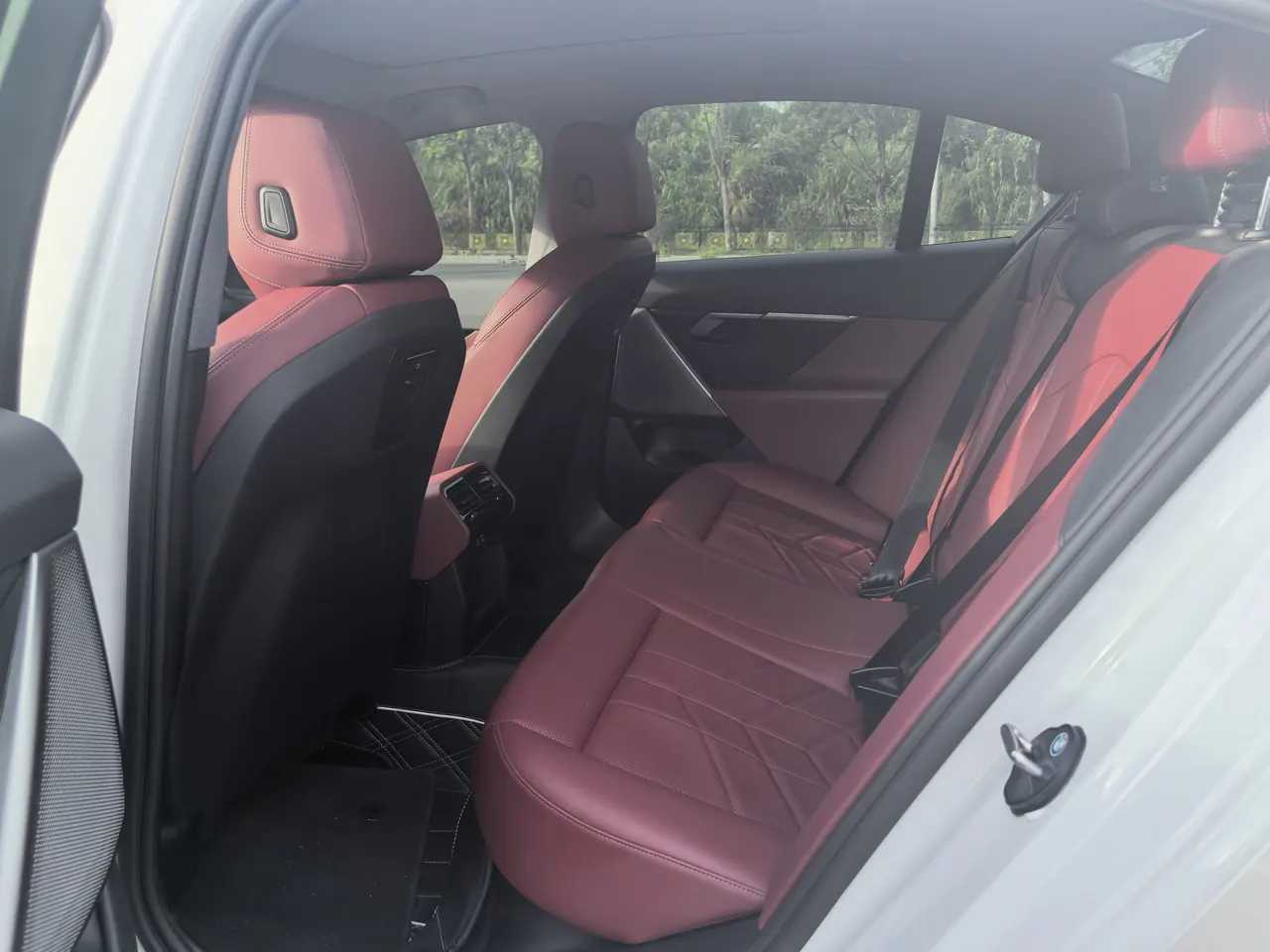 BMW 5 Series (Imported) 2024 525i 48V 2.0T M Sports Suit Automatic Gear 3