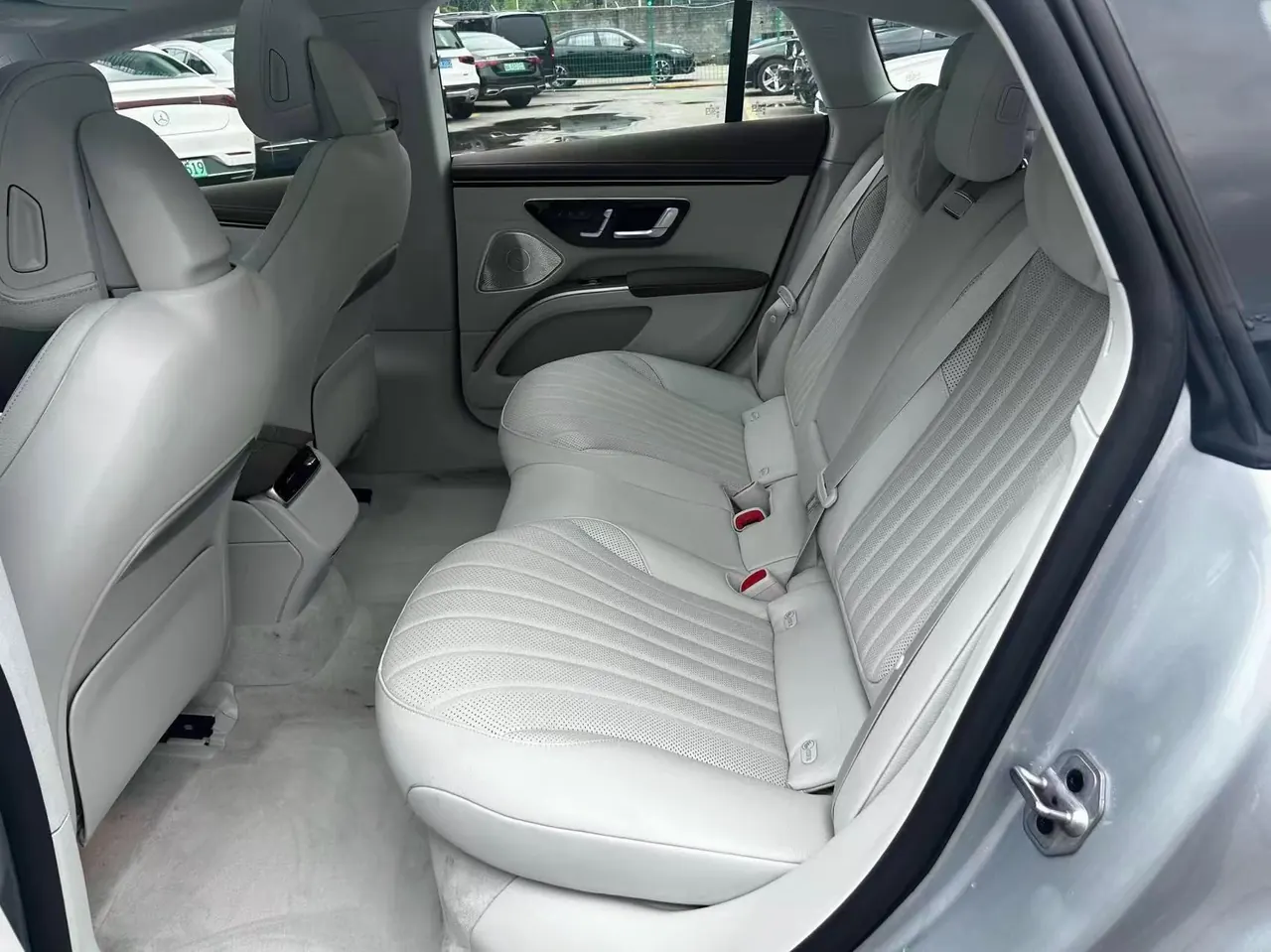 Mercedes Benz EQS (Imported) 2023 EQS 450 Pioneer Edition Automatic Gear 15