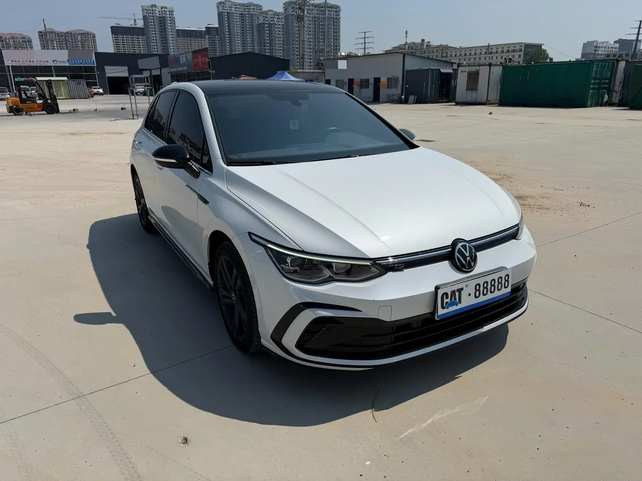 Volkswagen 2023 Golf 8 R-Line 1.4TSI 280TSI Automatic 2