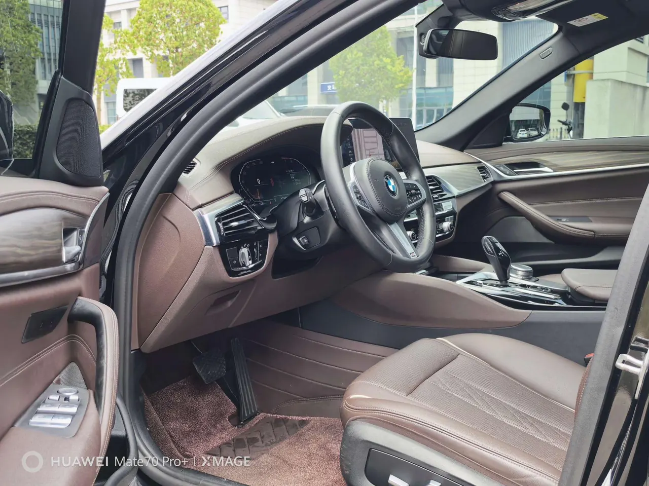 BMW 5 Series 2022 530Li 2.0T Leading M Sports Suit (Change 2) Automatic Gear 4