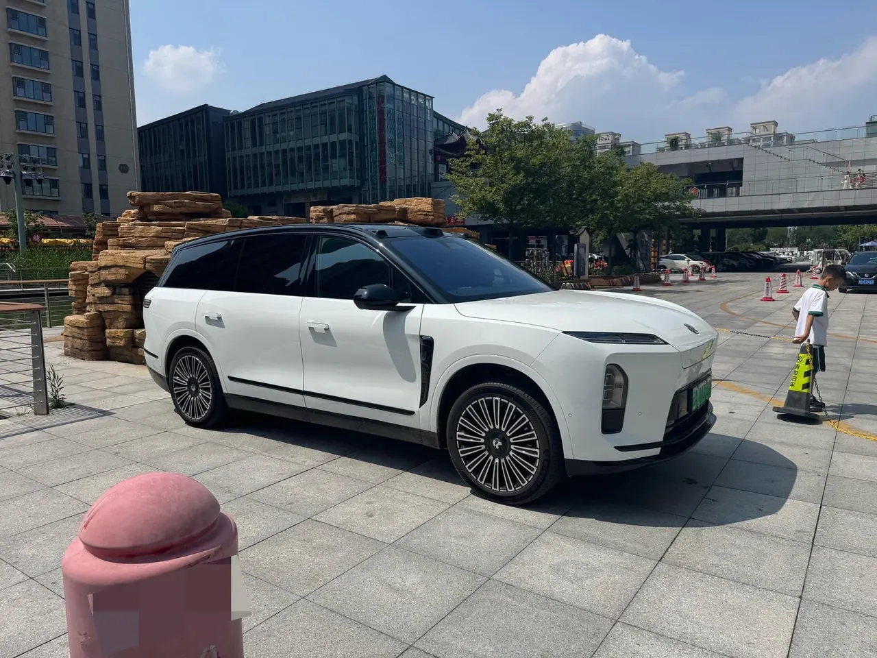 NIO 2026 ES8 6-seat executive deluxe automatic gear 7
