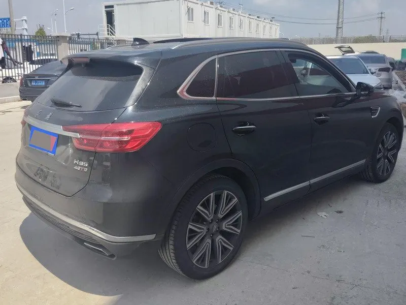 HongQi 2022 HS5 2.0T 4-wheel drive smart flag collar version automatic gear 4