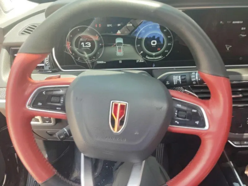 HongQi 2022 HS5 2.0T 4-wheel drive smart flag collar version automatic gear 6