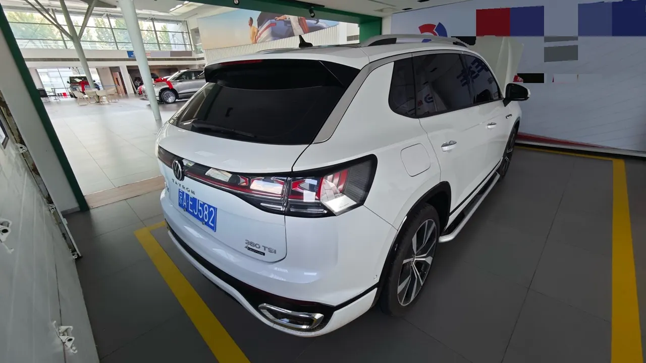 Volkswagen 2023 Tanyue 2.0TSI 380TSI Four-wheel Drive R-Line Pro Smart Edition Automatic Gear 4