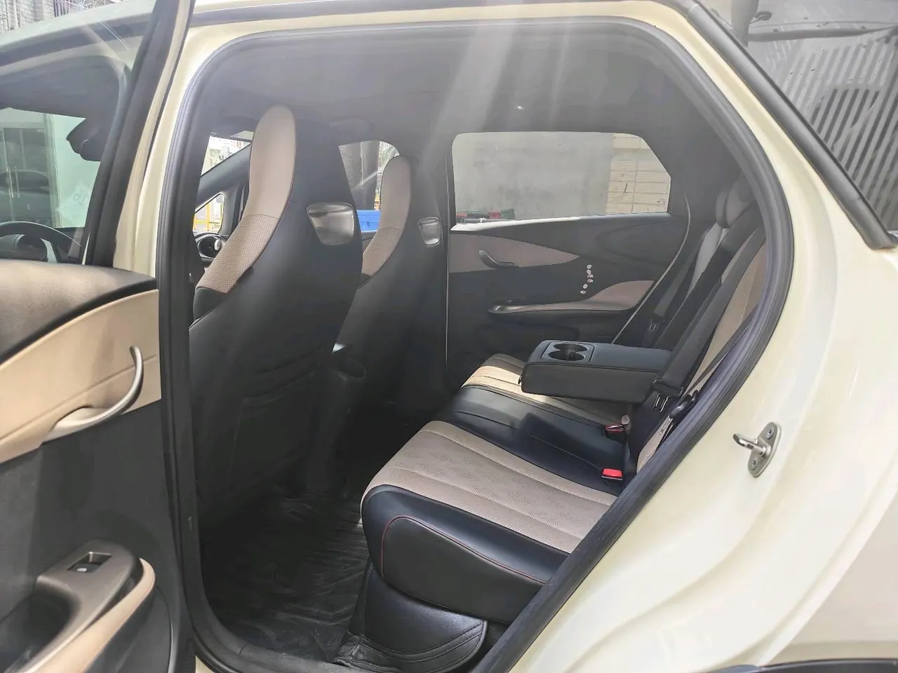 BYD 2023 Dolphin 420km Fashion Edition Automatic 4