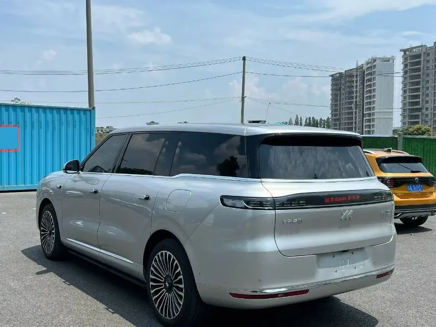 IM 2026 IM LS9 52 Ultra Automatic 5