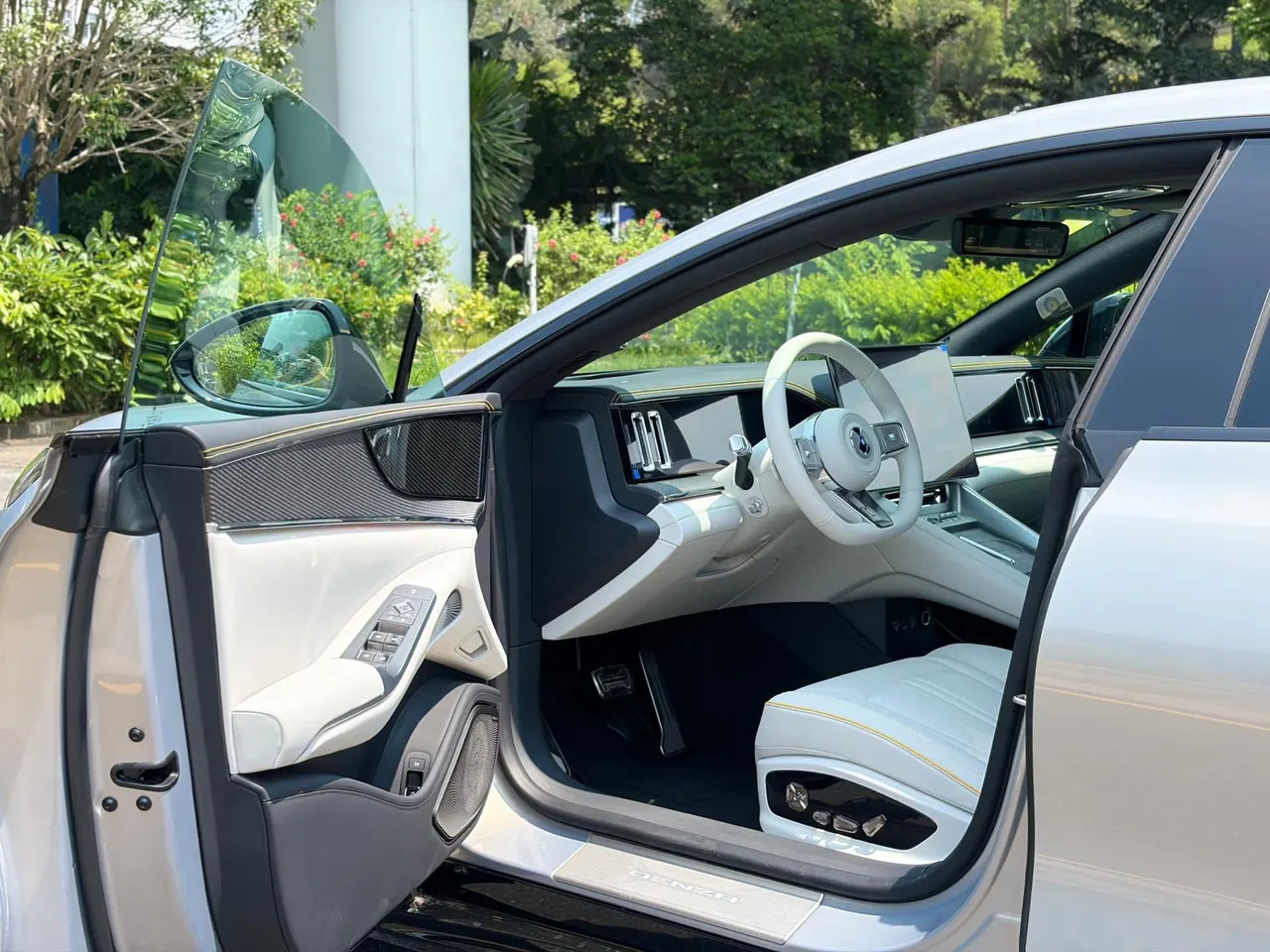 Denza 2026 Denza Z9GT Flashback Flagship Automatic Transmission 9