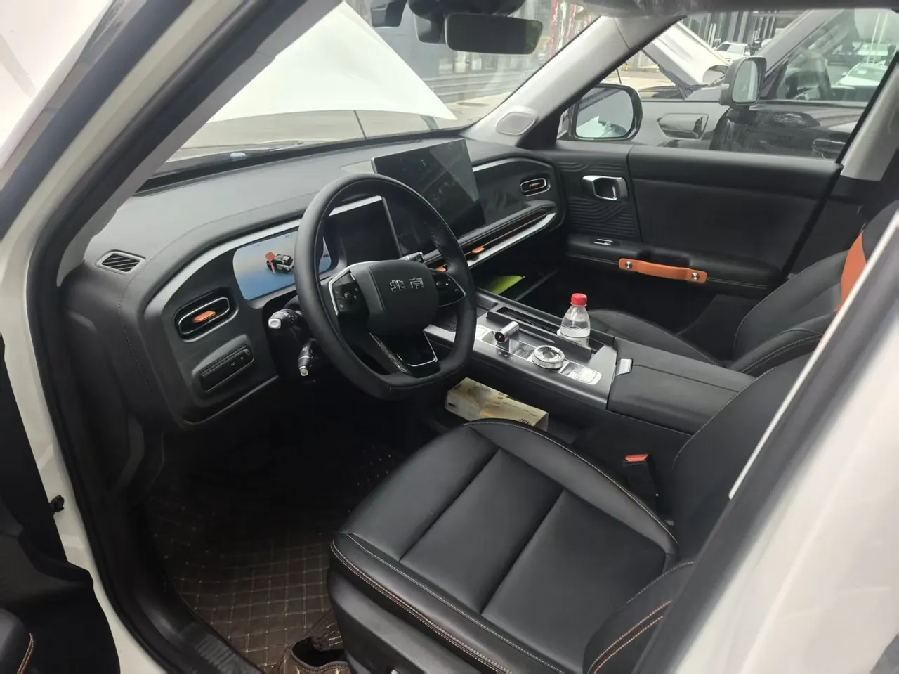 Beijing 2026 BJ30 1.5T Traveler Two-Drive Seven-Seat Edition Automatic Gear 5