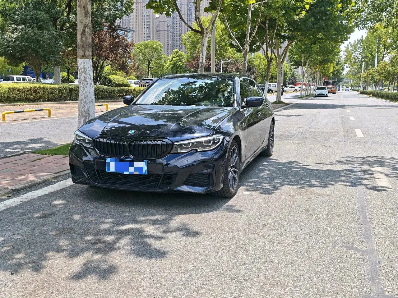 Open image lightbox: BMW 3 Series 2021 320Li 2.0T M Sports Suit Automatic Gear