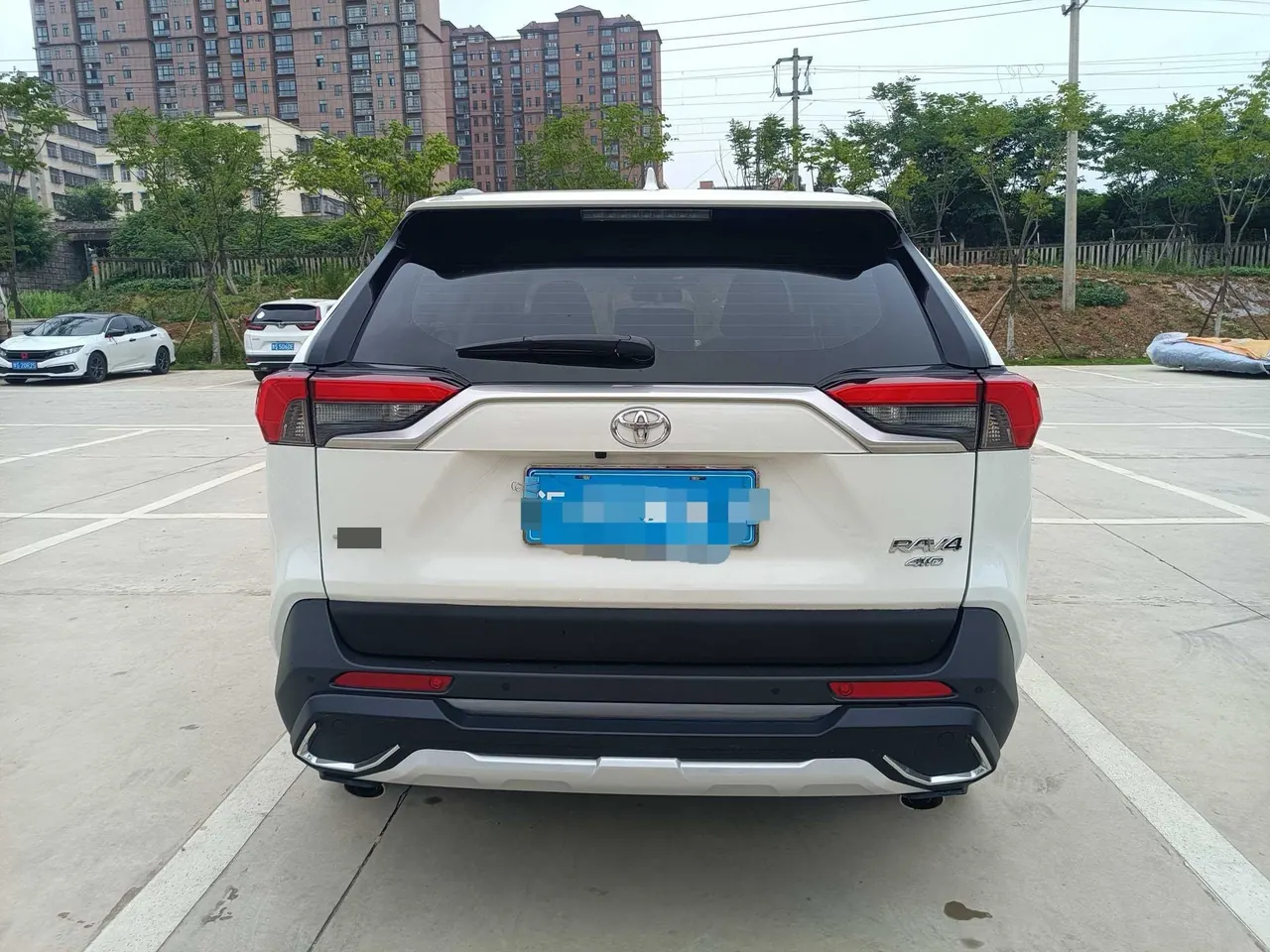 Toyota 2020 RAV4 RongFang 2.0 Stepless Four-wheel Drive Premium Edition Automatic Gear 5