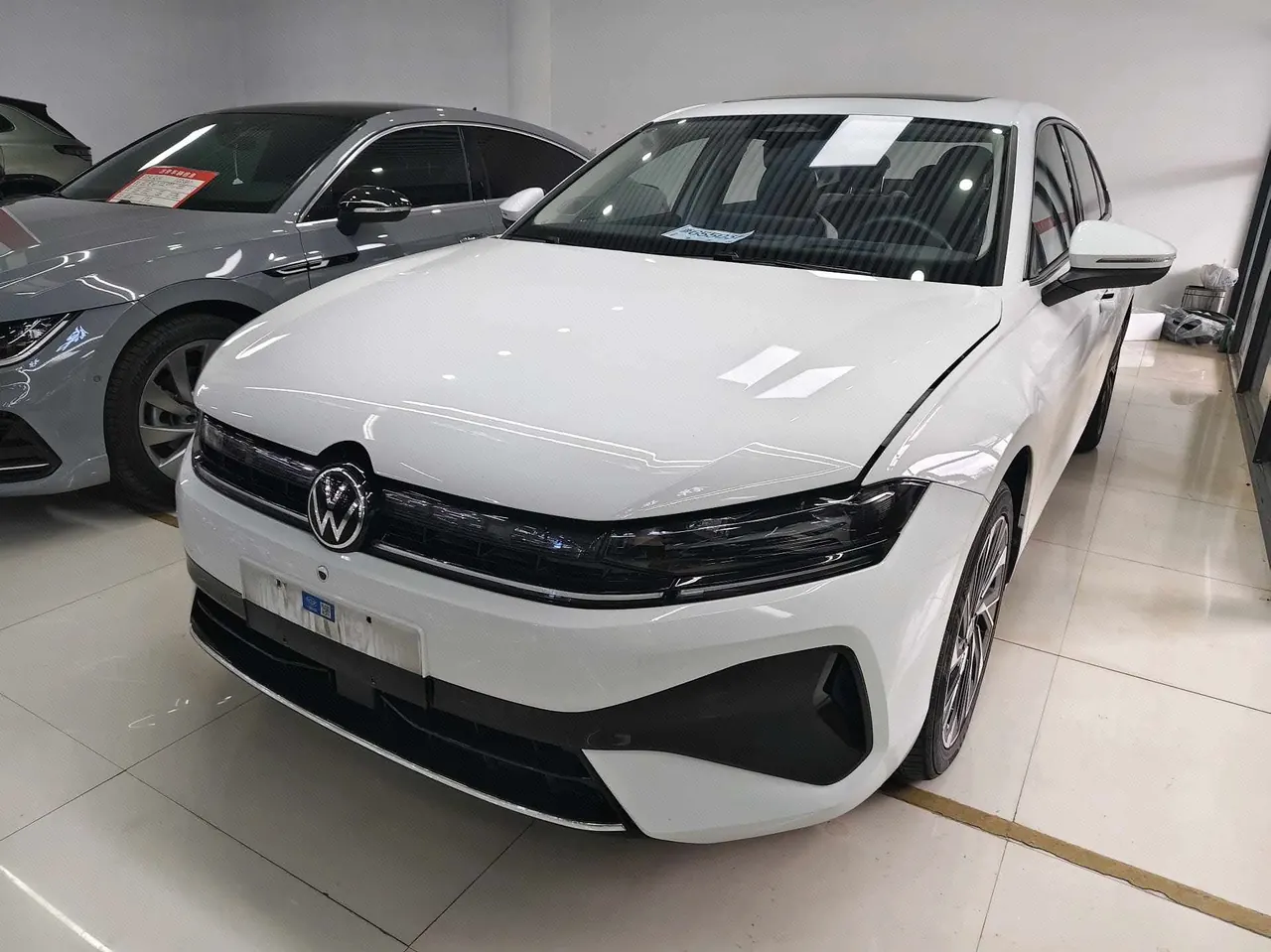 Open image lightbox: Volkswagen 2026 Sagittarius L 1.5TSI 300TSI Luxury Automatic