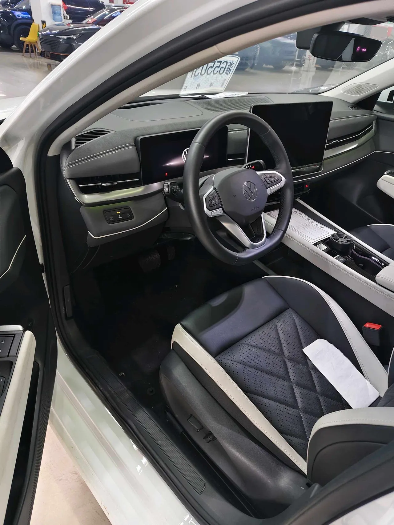 Volkswagen 2026 Sagittarius L 1.5TSI 300TSI Luxury Automatic 2