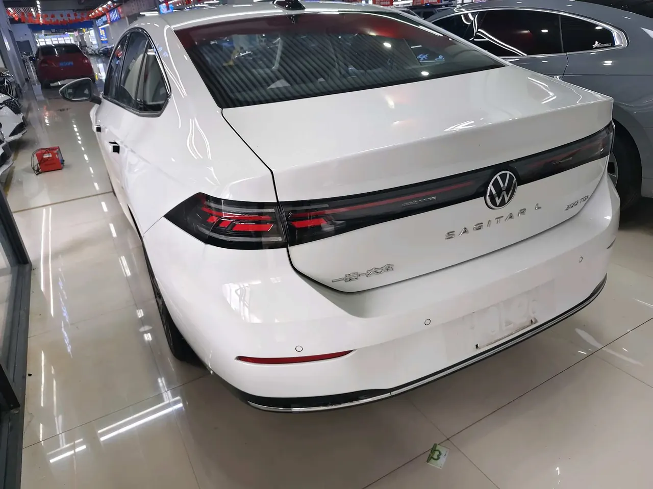 Volkswagen 2026 Sagittarius L 1.5TSI 300TSI Luxury Automatic 4
