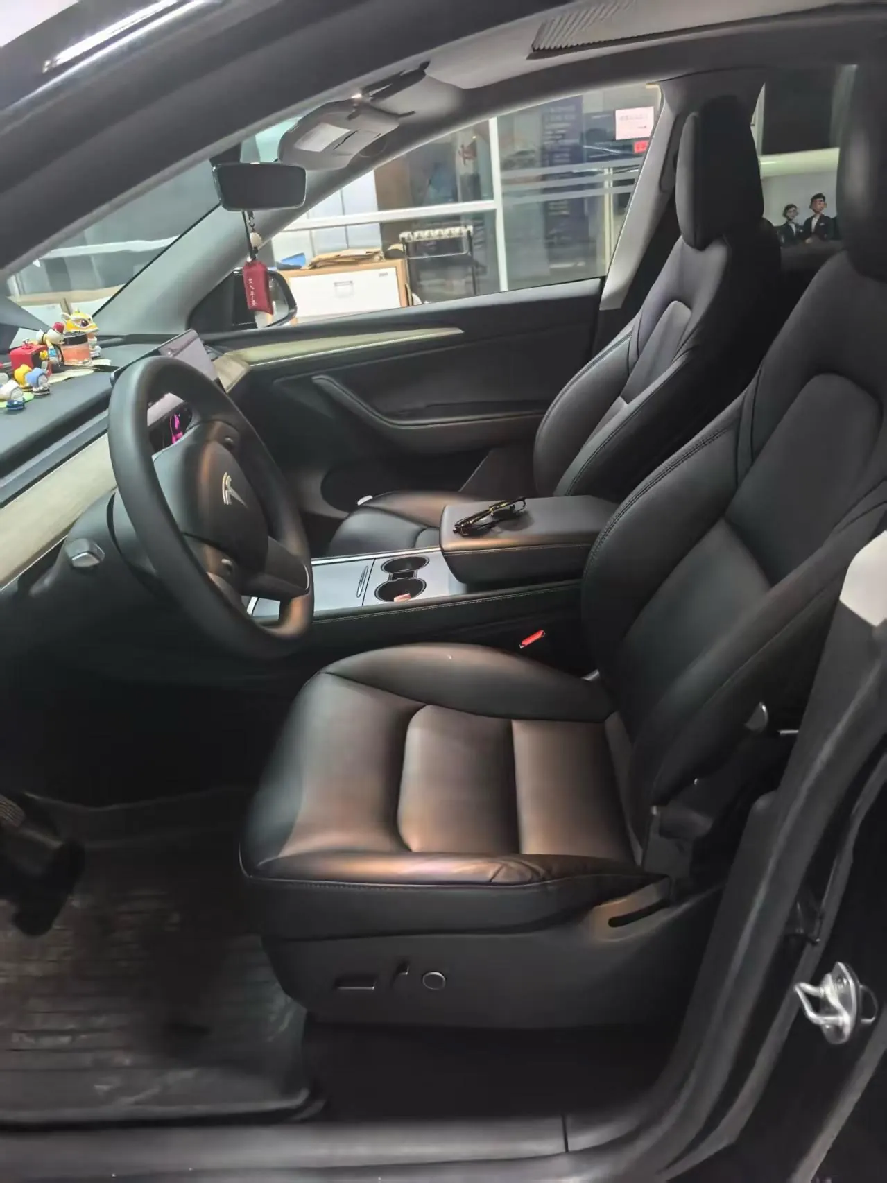 Tesla 2022 Model Y rear-wheel drive version (facelift) automatic gear 6