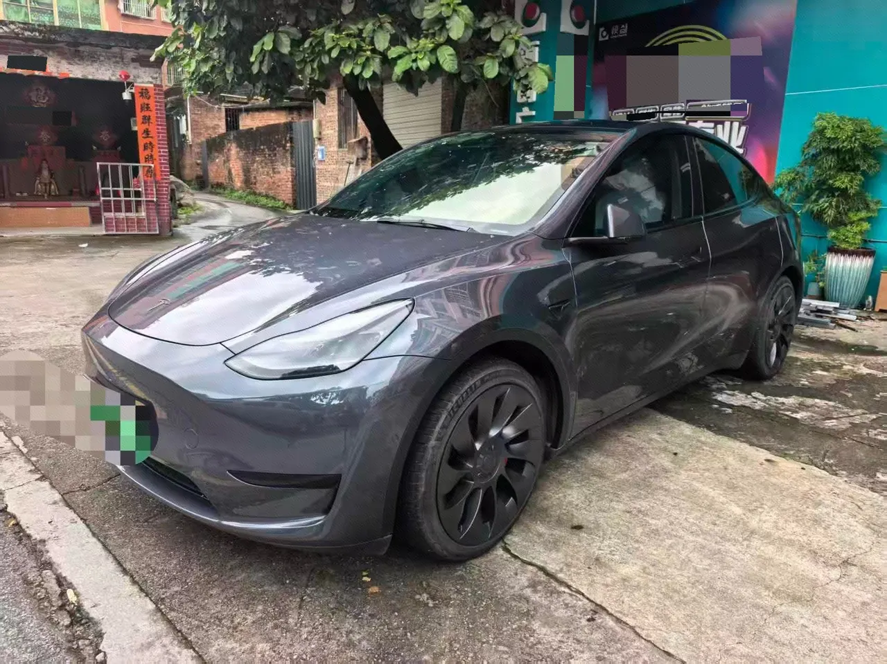 Open image lightbox: Tesla 2022 Model Y rear-wheel drive version (facelift) automatic gear