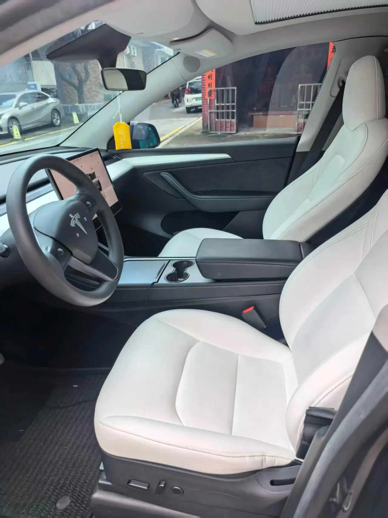 Tesla 2022 Model Y rear-wheel drive version (facelift) automatic gear 5