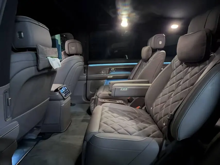 NIO 2026 ES8 6-seat executive deluxe automatic gear 5
