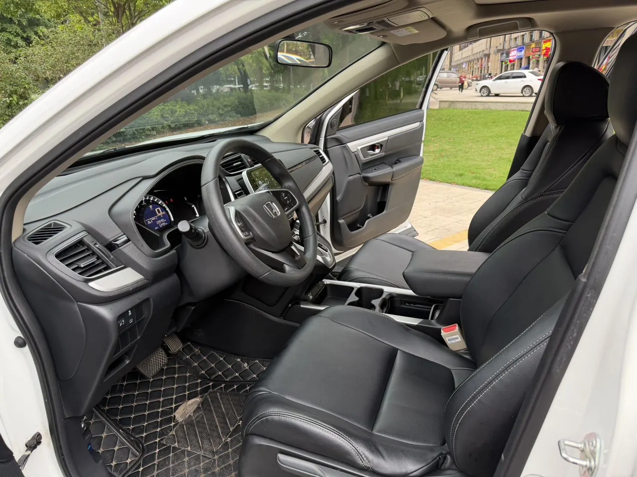 Honda 2021 CR-V 1.5T Stepless 240TURBO Two-Drive Comfort Edition Automatic Gear 4