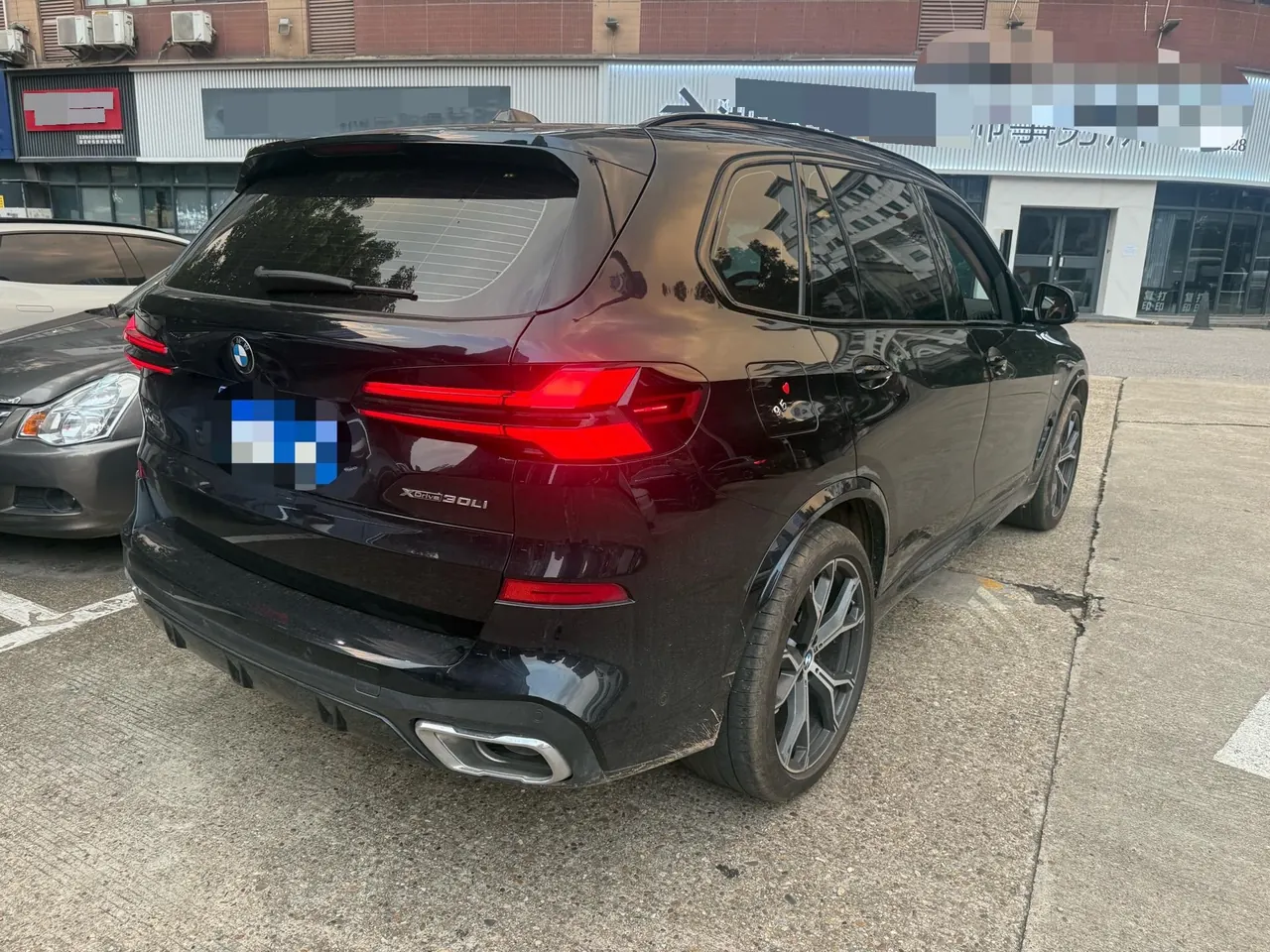 BMW 2026 X5 xDrive30Li 48V 2.0T exclusive m sports obsidian night suit automatic gear 2