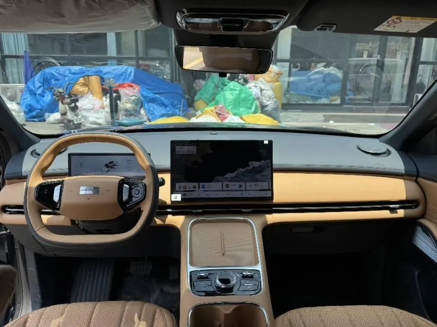 Geely Galaxy 2026 Starship 7 EM-i 1.5 130km Sailing Edition Automatic Gear 4