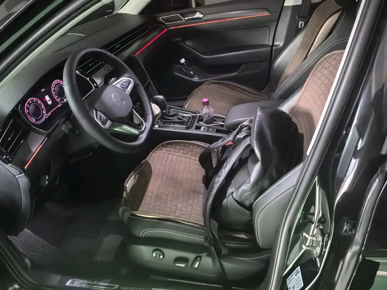 Volkswagen 2020 Magotan 2.0TSI 380TSI Luxury Automatic 2