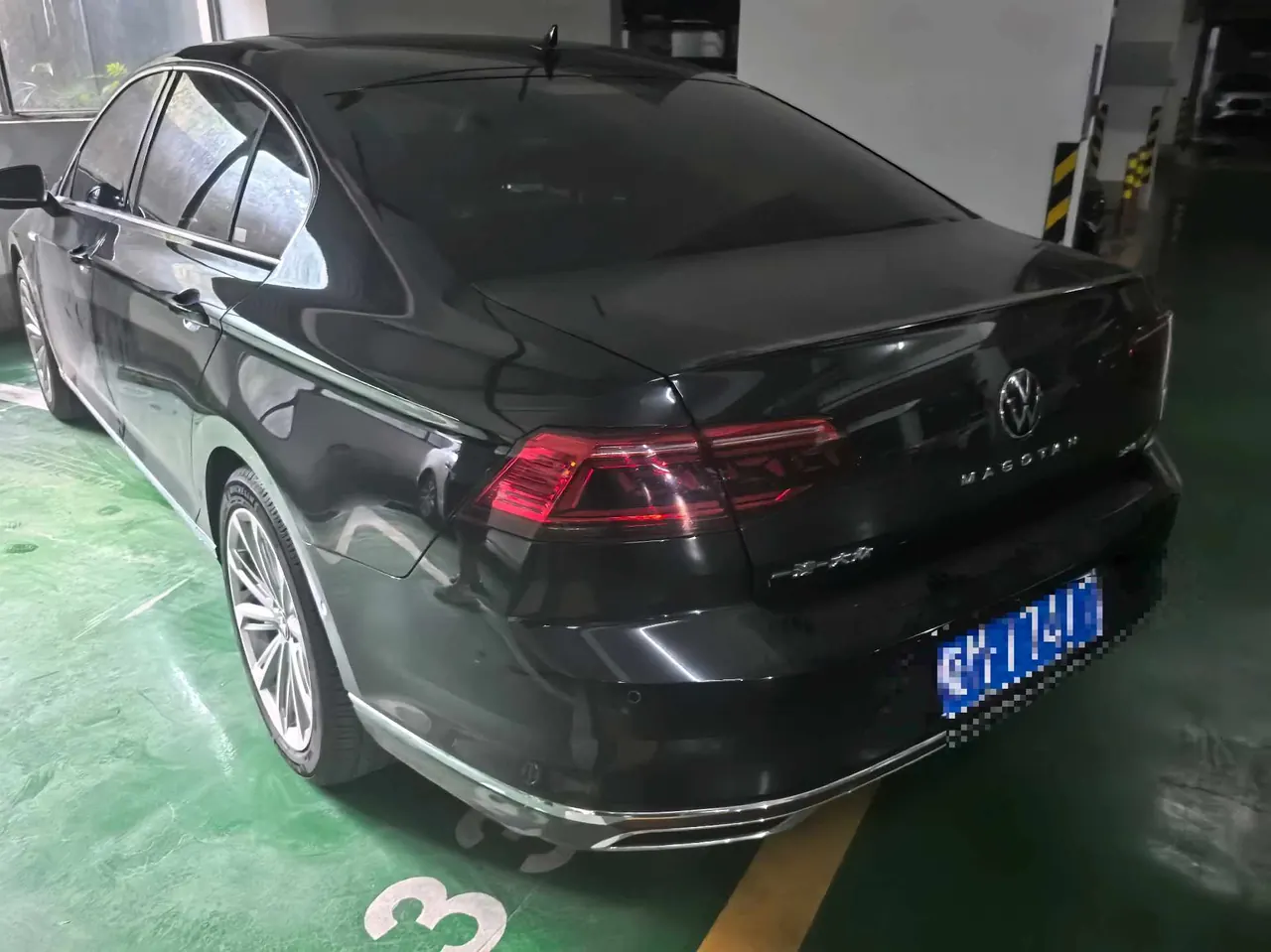 Volkswagen 2020 Magotan 2.0TSI 380TSI Luxury Automatic 5