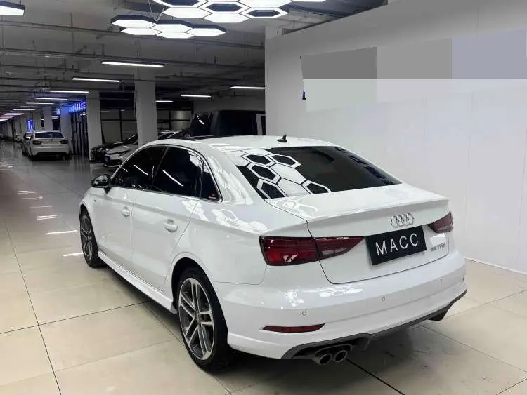 Audi 2020 A3 Limousine 1.4TFSI 35TFSI sports automatic 4