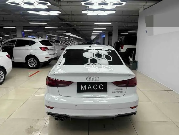 Audi 2020 A3 Limousine 1.4TFSI 35TFSI sports automatic 5