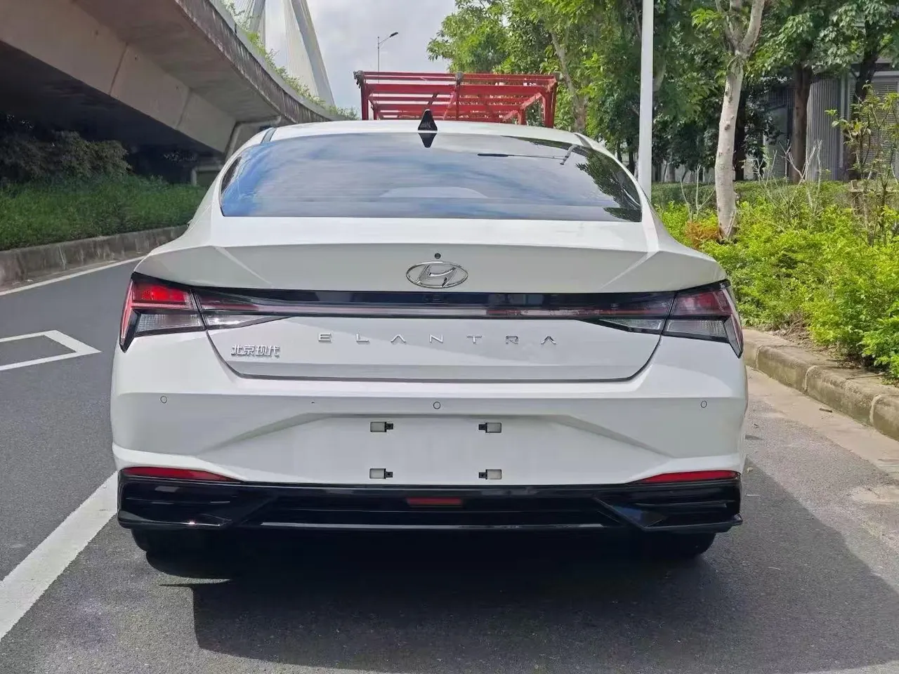 Hyundai 2022 Elantra -3-compartment 1.5 stepless LUX premium automatic gear 4