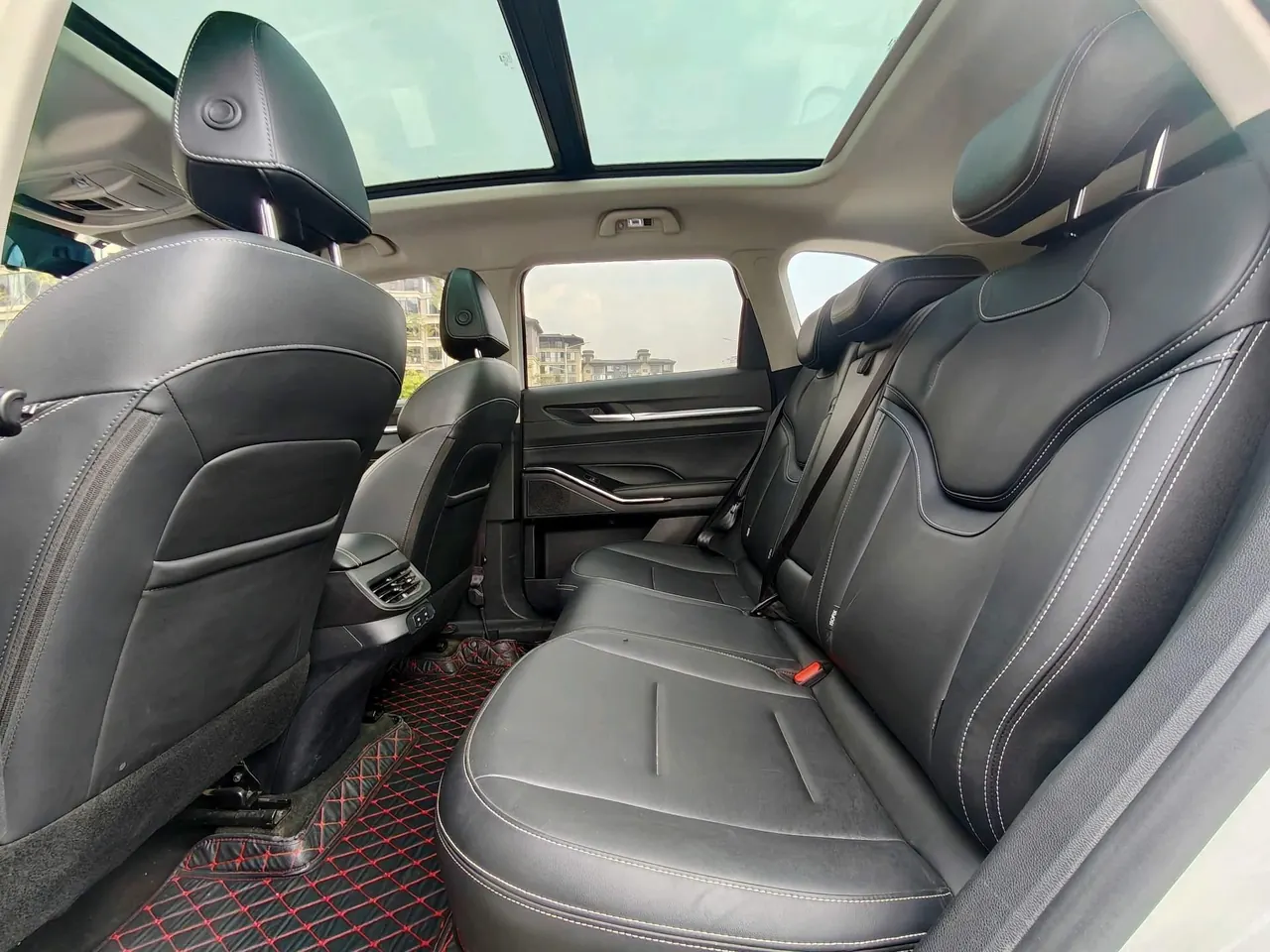 Haval 2022 H6 1.5T Two-Drive Supreme Automatic Gear 5