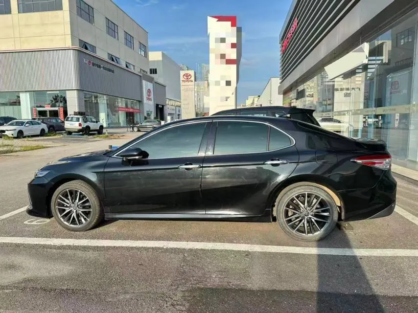 Toyota 2021 Camry 2.5G Deluxe Edition Automatic Gear 2