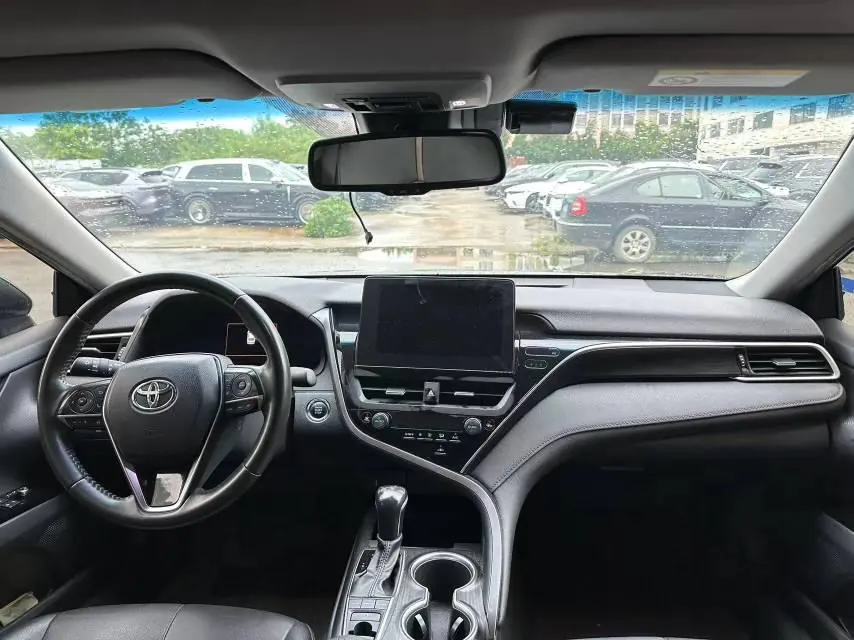 Toyota 2021 Camry 2.5G Deluxe Edition Automatic Gear 7